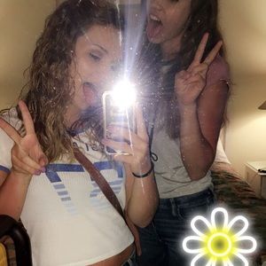 Meet your Posher, Kayla